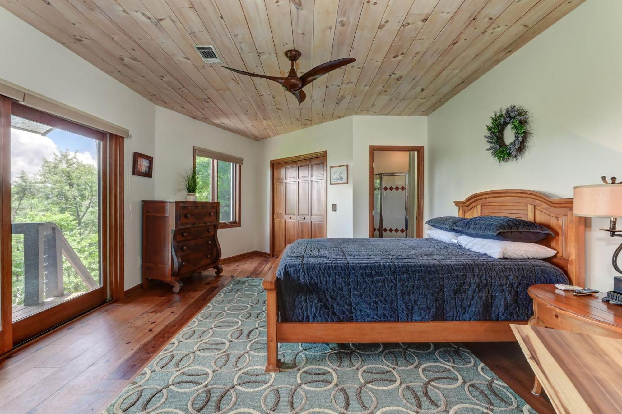 Falken Haus - Relax In Seclusion With Panoramic Lake Views Jasper Exterior foto